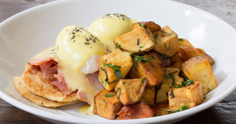 O&B Cafe Grill Eggs Benedict