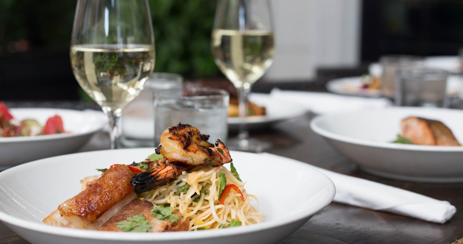 About O&B Café Grill Yonge & Front