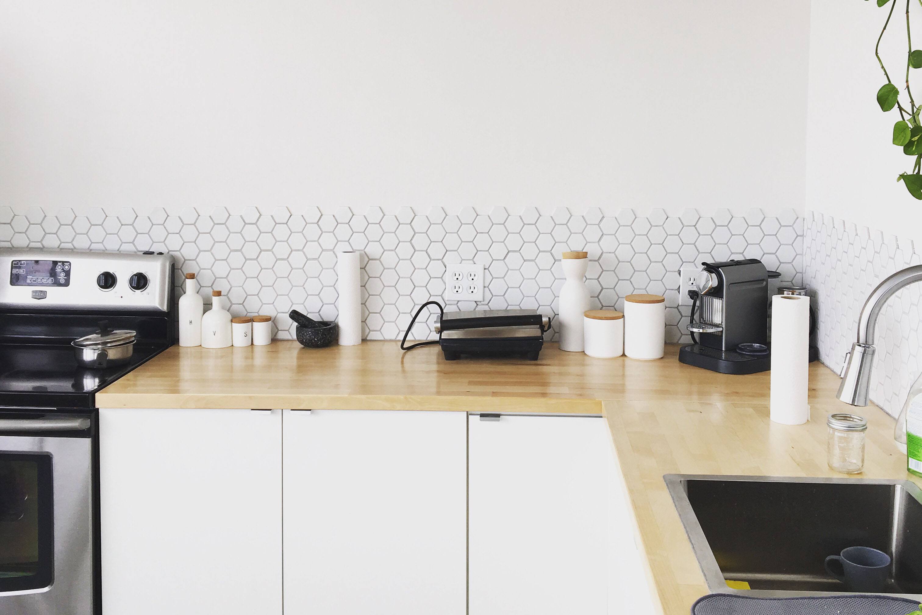 Gleaming Countertop After Spring Cleaning Kitchen